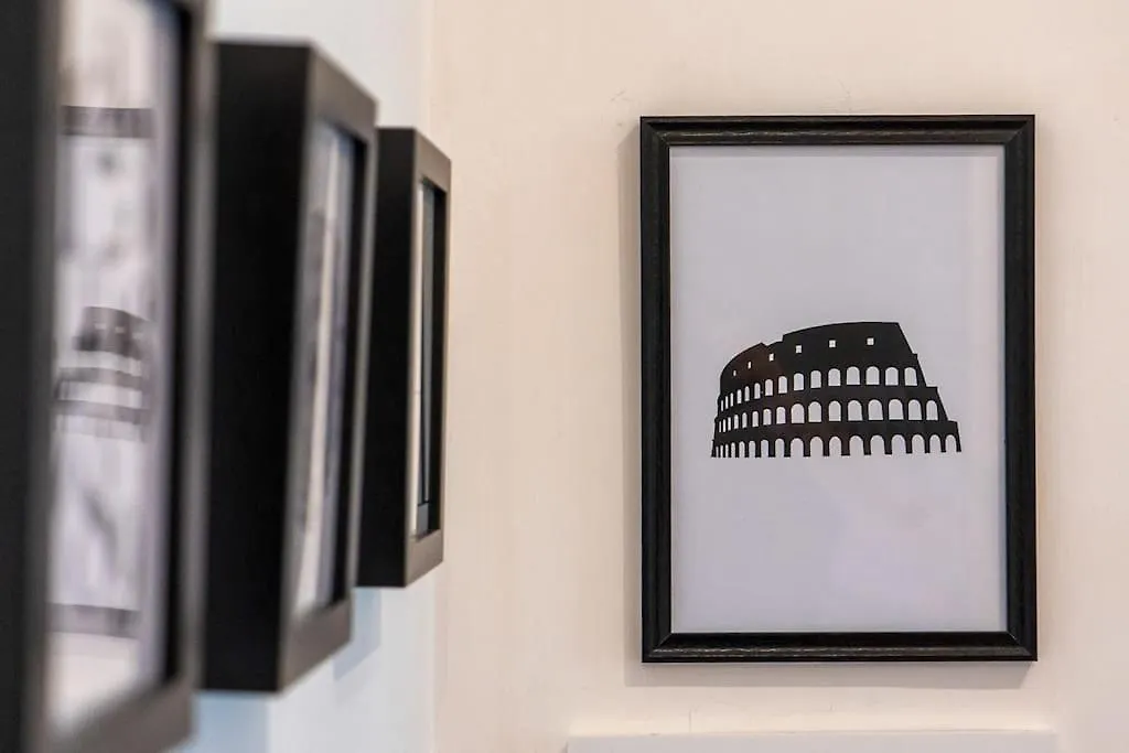 1Min From Metro Roma Large And Quiet Apartment  Rome