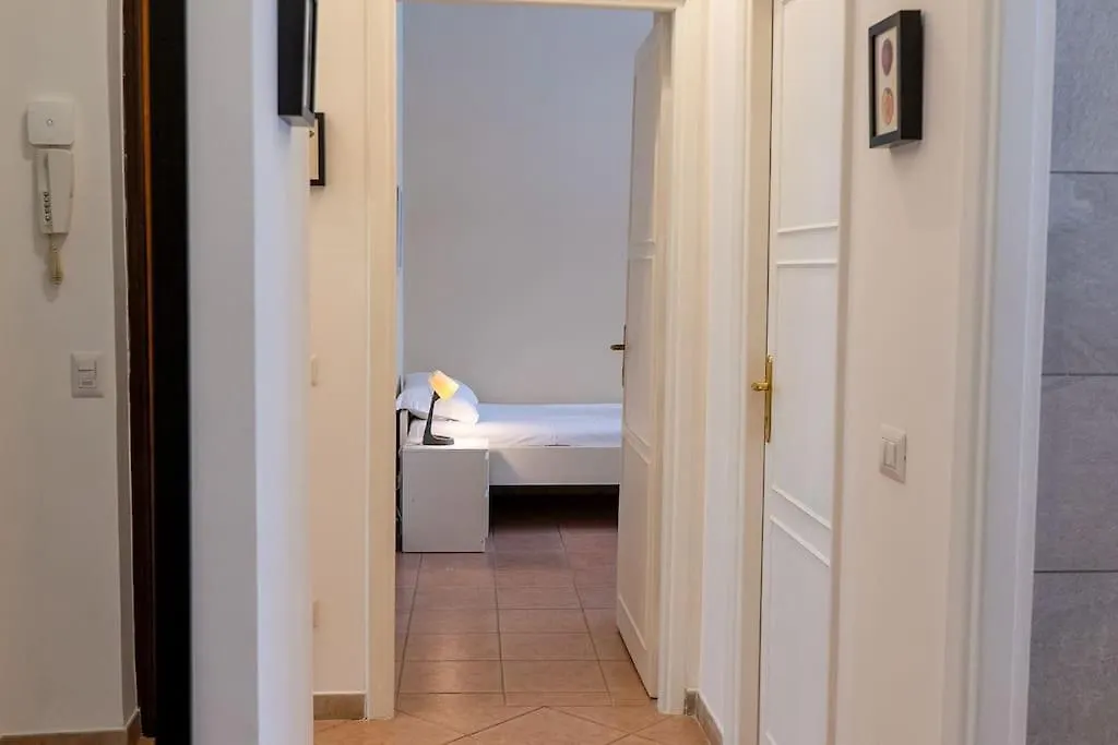 1Min From Metro Roma Large And Quiet Apartment